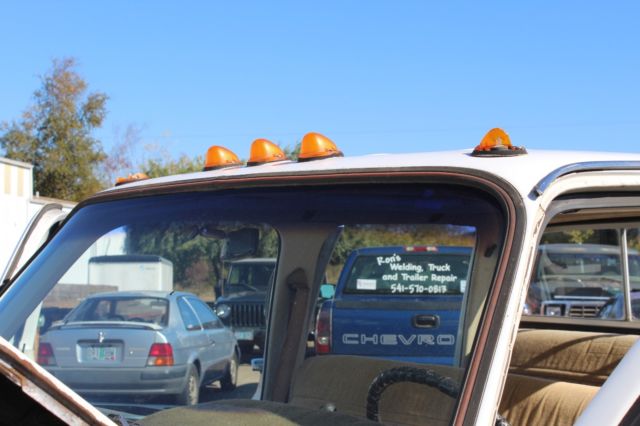 1981 WHITE GMC Sierra 3500 4 DOOR