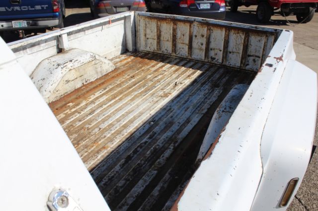 1981 WHITE GMC Sierra 3500 4 DOOR