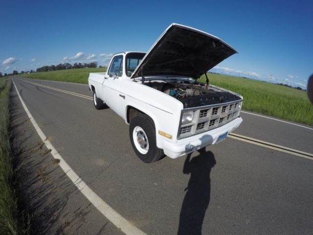 1981 White GMC Sierra 2500 Standard Cab Pickup