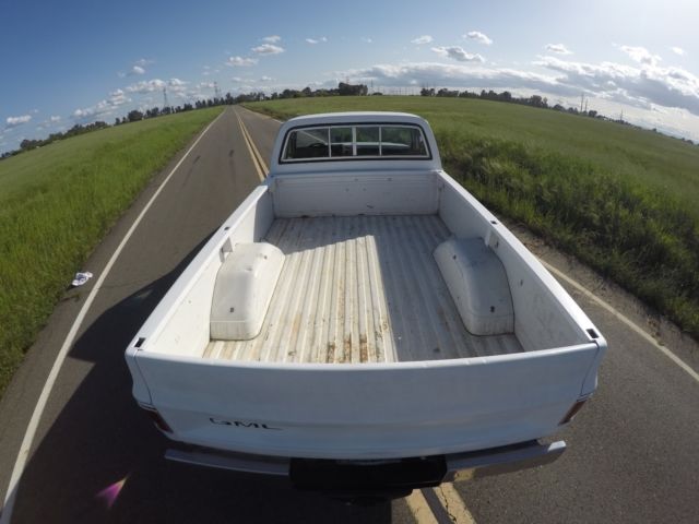 1981 White GMC Sierra 2500 Standard Cab Pickup