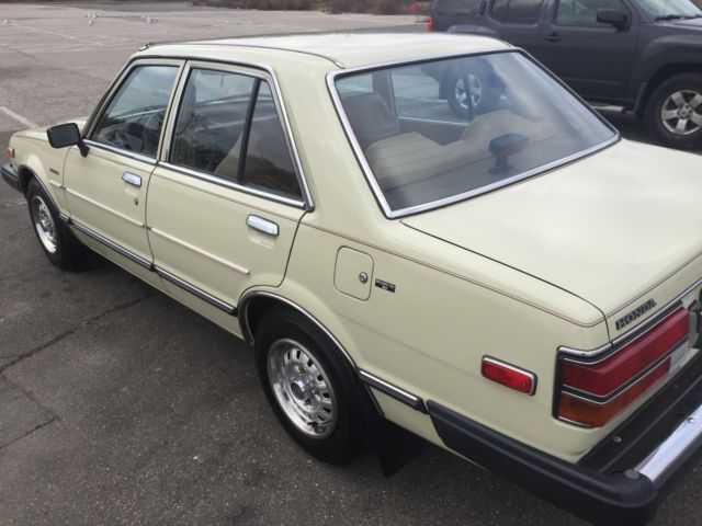 1981 Biege Honda Accord 4door