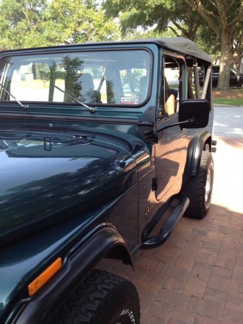 1981 Black Diamond Pearl (Green) Jeep CJ Removable soft top and sides