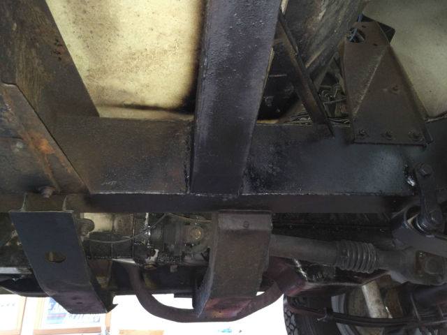 1981 White Land Rover Defender