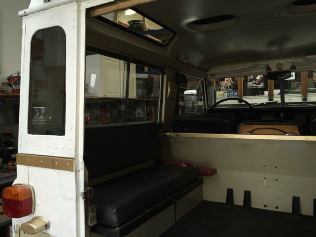 1981 White Land Rover Defender