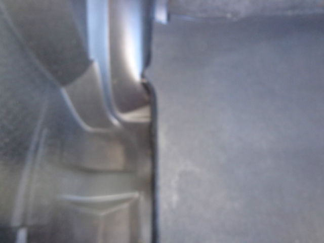 1981 cream Mercedes-Benz 200-Series Sedan