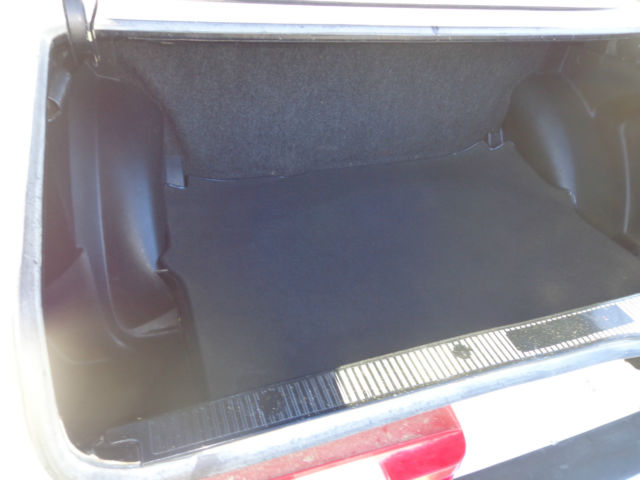 1981 cream Mercedes-Benz 200-Series Sedan