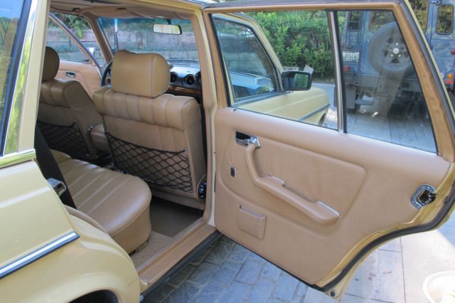 1981 beige Mercedes-Benz 300-Series Wagon