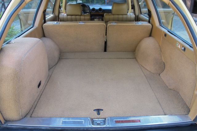 1981 beige Mercedes-Benz 300-Series Wagon