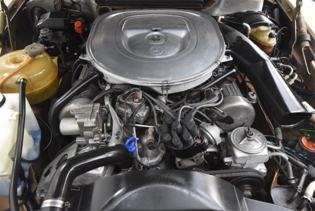 1981 Mercedes-Benz 300-Series