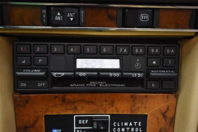 1981 Mercedes-Benz 300-Series