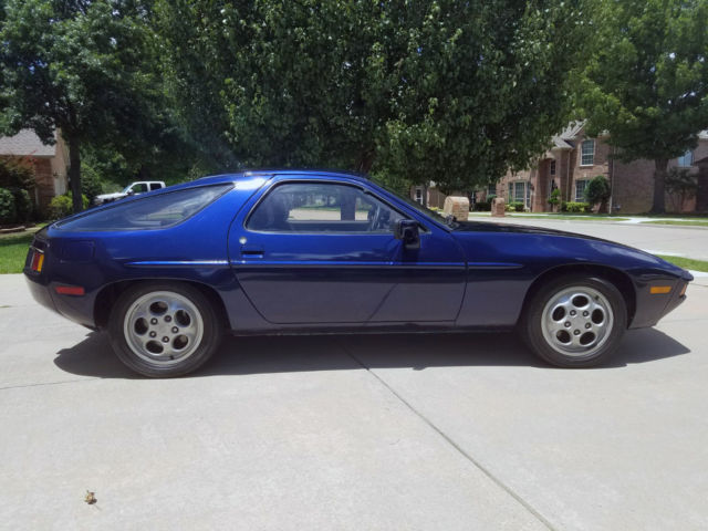 19810000 Custom Midnight Blue Porsche 928 Coupe