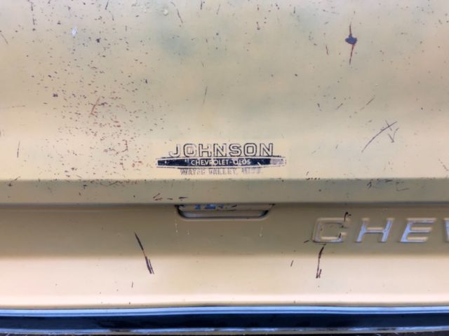 1981 Yellow Chevrolet C-10 Cab & Chassis