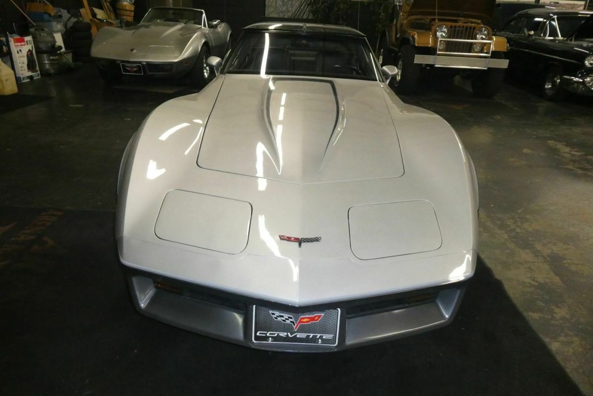 1981 Silver Chevrolet Corvette Coupe