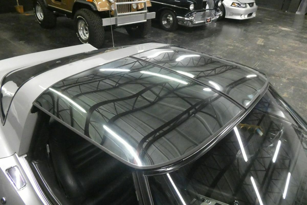 1981 Silver Chevrolet Corvette Coupe