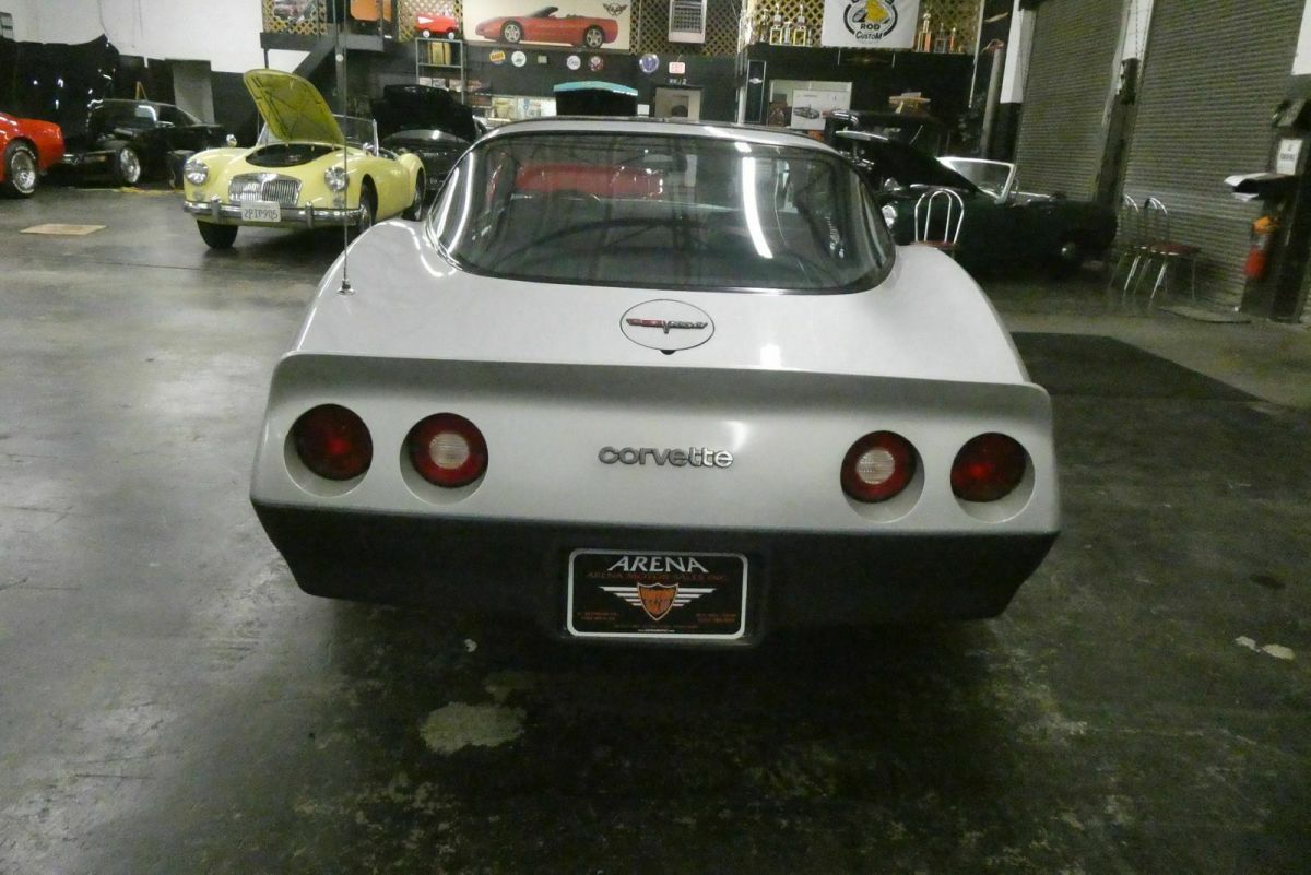 1981 Silver Chevrolet Corvette Coupe