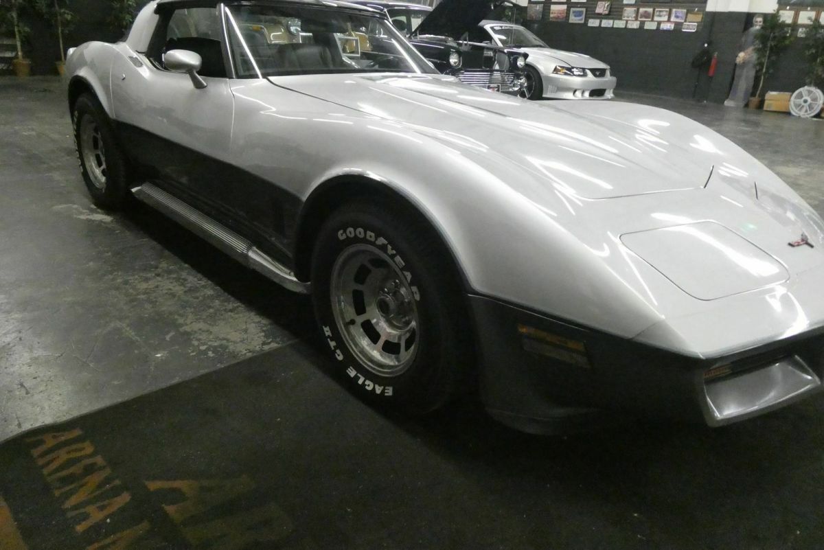1981 Silver Chevrolet Corvette Coupe