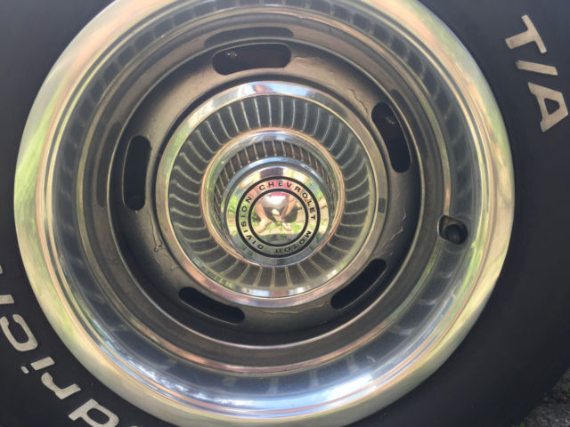 1981 Silver Chevrolet Corvette