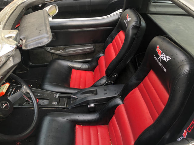 1981 Silver Chevrolet Corvette