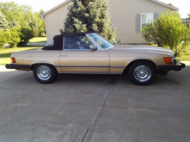1981 Gold Mercedes-Benz 300-Series Convertible