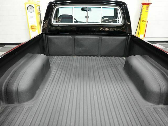 1981 Black Toyota Hilux --