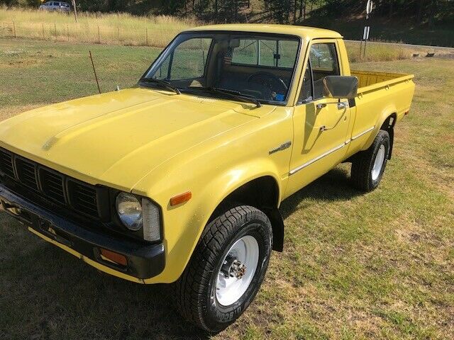 1981 Yellow Toyota Pickup