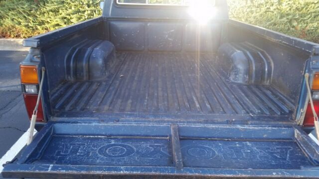 1981 Blue Toyota Pickup Standard Cab Pickup