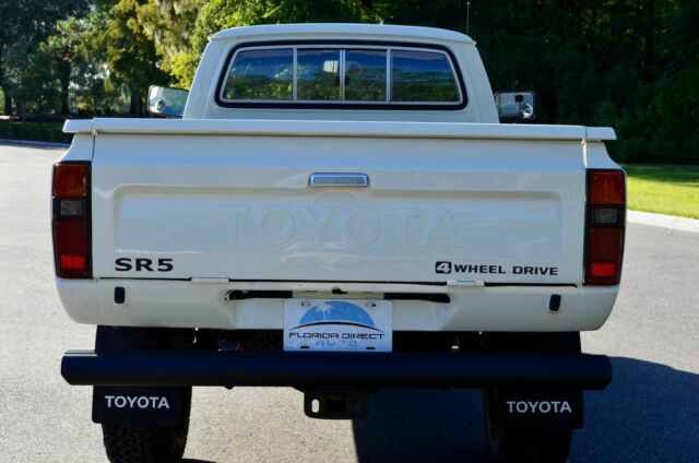 1981 White Toyota Pickup Standard Cab Pickup