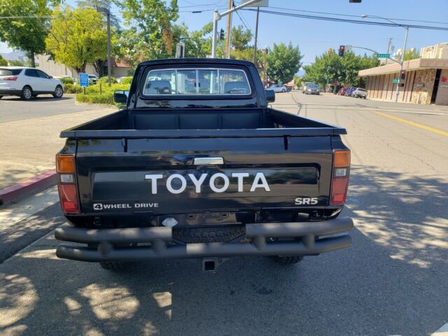 1981 Black Toyota SR5 TRUCK PICKUP