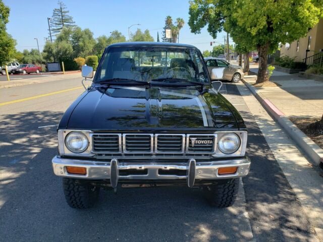 1981 Black Toyota SR5 TRUCK PICKUP