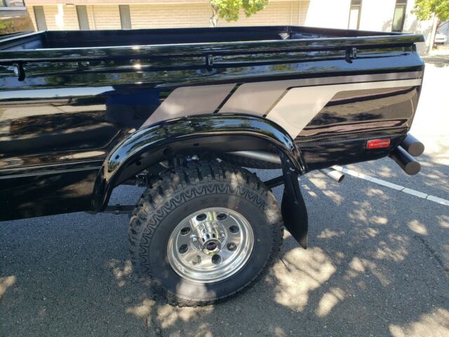 1981 Black Toyota SR5 TRUCK PICKUP
