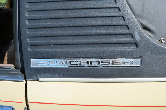 19810000 Tan Toyota Celica Convertible