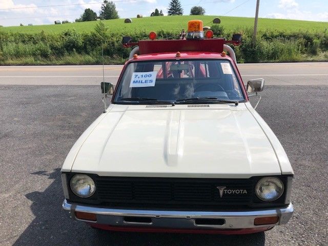 1981 Toyota Wrecker