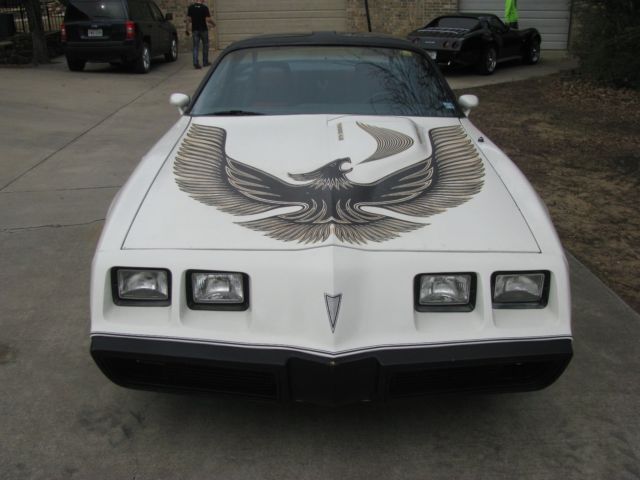 1981 White Pontiac Trans Am Coupe