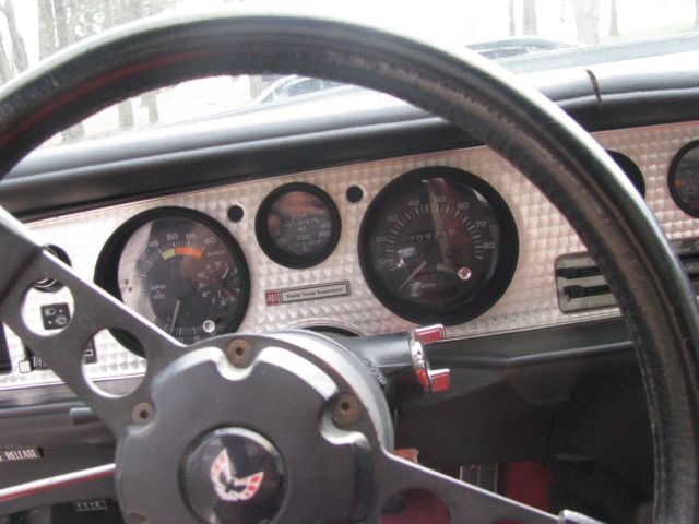 1981 White Pontiac Trans Am Coupe
