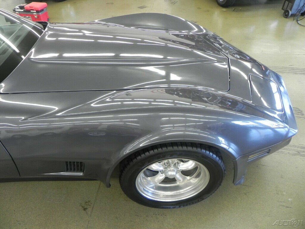 1981 Gray Chevrolet Corvette Coupe