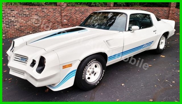 1981 White Chevrolet Camaro