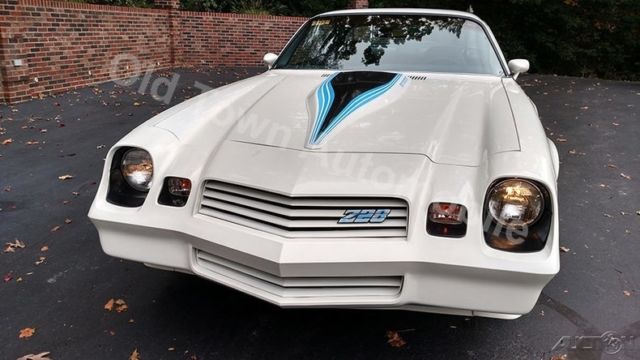 1981 White Chevrolet Camaro