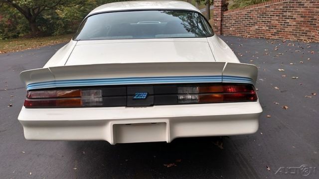 1981 White Chevrolet Camaro