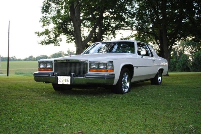 1981 White Cadillac DeVille Coupe