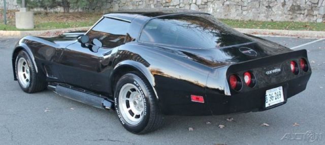 1981 Gray Chevrolet Corvette