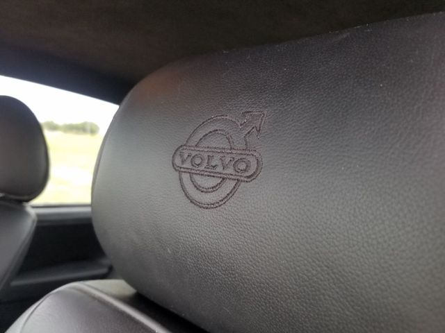 1981 White Volvo 240 Coupe