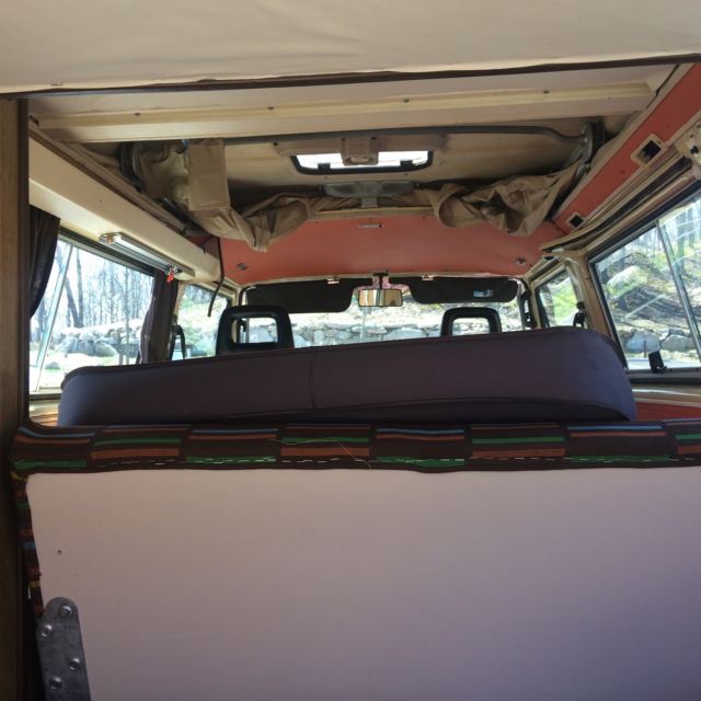 1981 yellow Volkswagen Bus/Vanagon