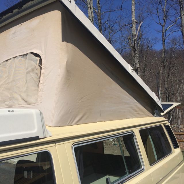 1981 yellow Volkswagen Bus/Vanagon