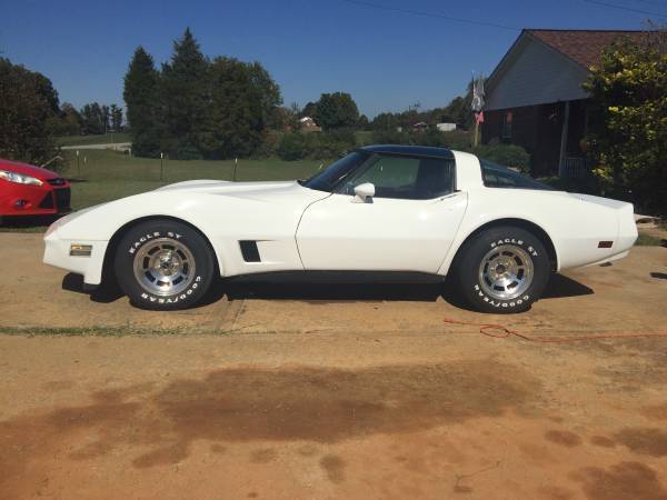 1981 White Chevrolet Corvette