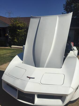 1981 White Chevrolet Corvette
