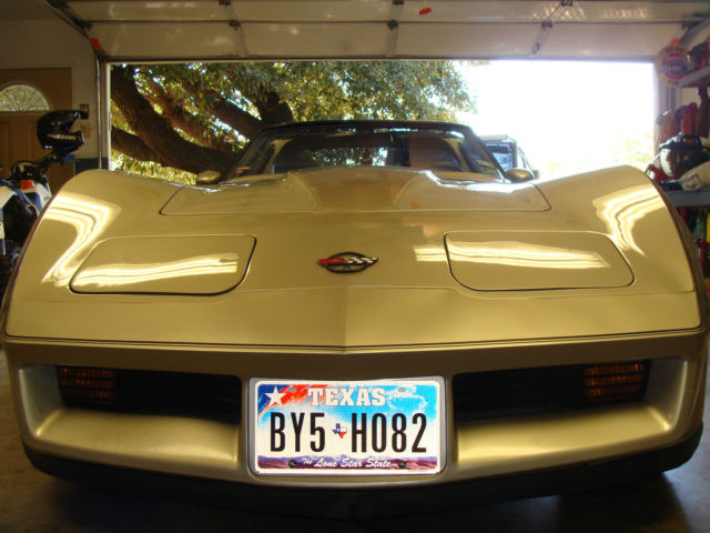 1982 Tan Chevrolet Corvette Coupe