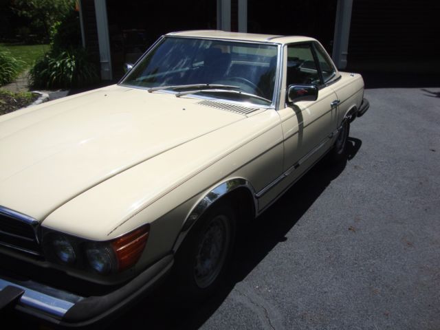 1982 yellow Mercedes-Benz SL-Class Convertible