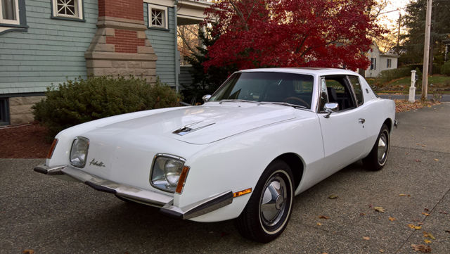 1982 White Studebaker Avanti II Coupe
