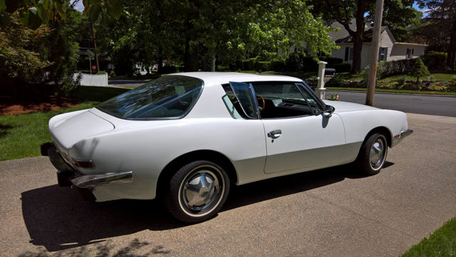 1982 White Studebaker Avanti II Coupe