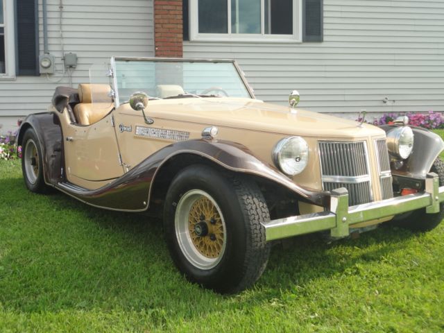 1982 yellow brown Ford Bernardi Convertible